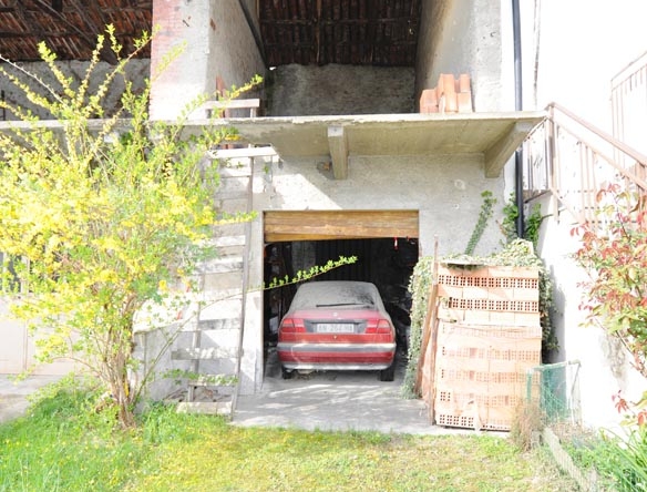 box-auto-con-tettoia