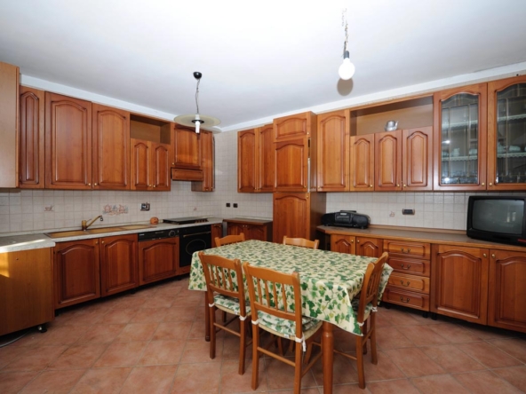 cucina-con-mobili