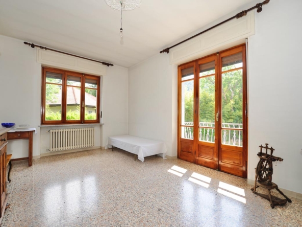 soggiorno-con-balcone