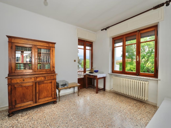 soggiorno-con-mobili