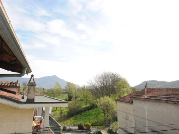 vista-lato-esterna-montagne